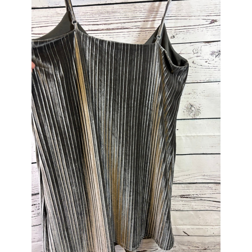 Women's JACK by BB DAKOTA Gray Black Striped Camisole L - Picture 4 of 5